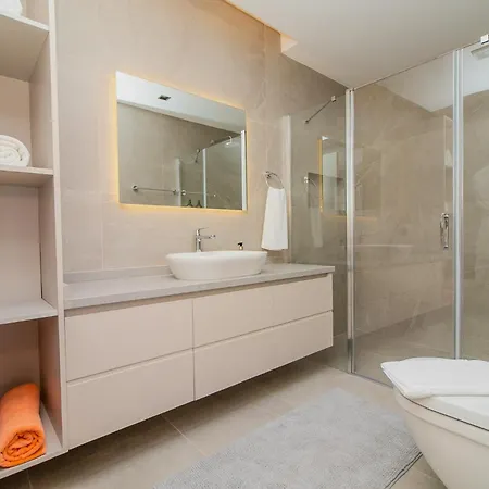 Yonca Evleri * Άγιος Στέφανος