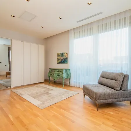 Βίλα Yonca Evleri *