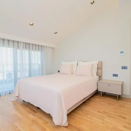 Yonca Evleri Βίλα *