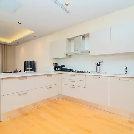 Yonca Evleri * Άγιος Στέφανος