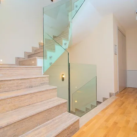 Yonca Evleri * Άγιος Στέφανος