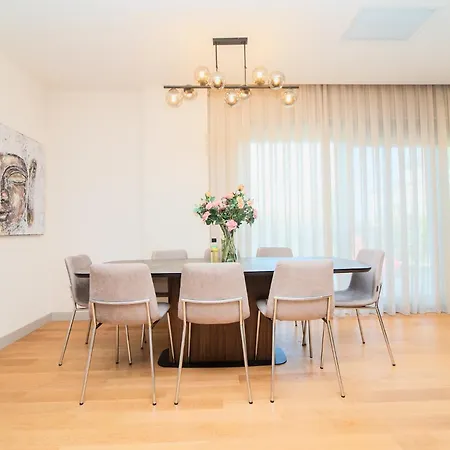 Βίλα Yonca Evleri *