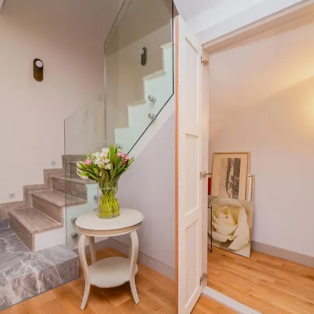 빌라 Yonca Evleri *